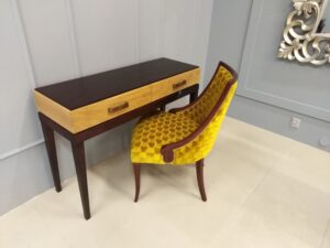 Zamienniki foteli gabinetowych (krzesła do biurek i toaletek)